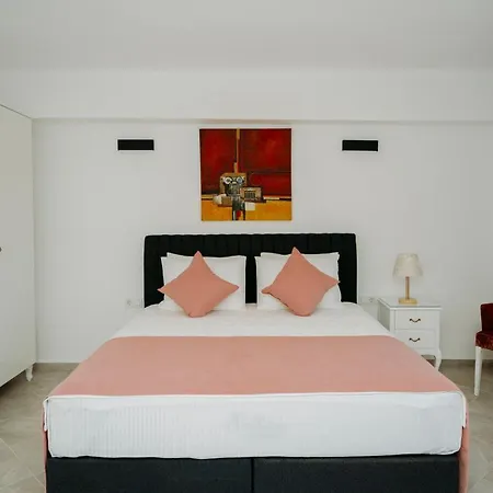 Ali Baba Ciftligi B&B 알라카티