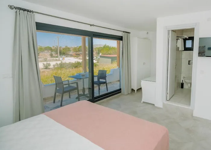 Ali Baba Ciftligi Bed & Breakfast Alacati