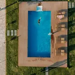 Ali Baba Ciftligi Bed & Breakfast Alaçatı